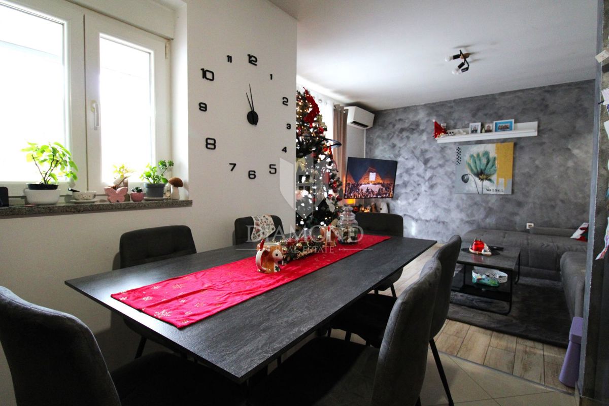 RIJEKA, VIŠKOVO, Appartamento modernamente arredato 2 camere da letto + soggiorno