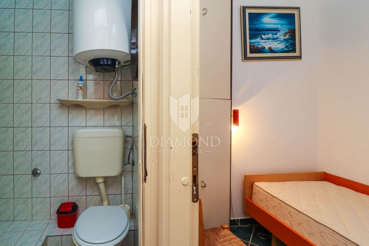 Parenzo – spazioso appartamento su due livelli al terzo piano