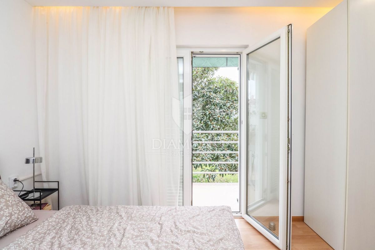 OCCASIONE! ROVIGNO! NUOVO APPARTAMENTO CON TRE BALCONI!