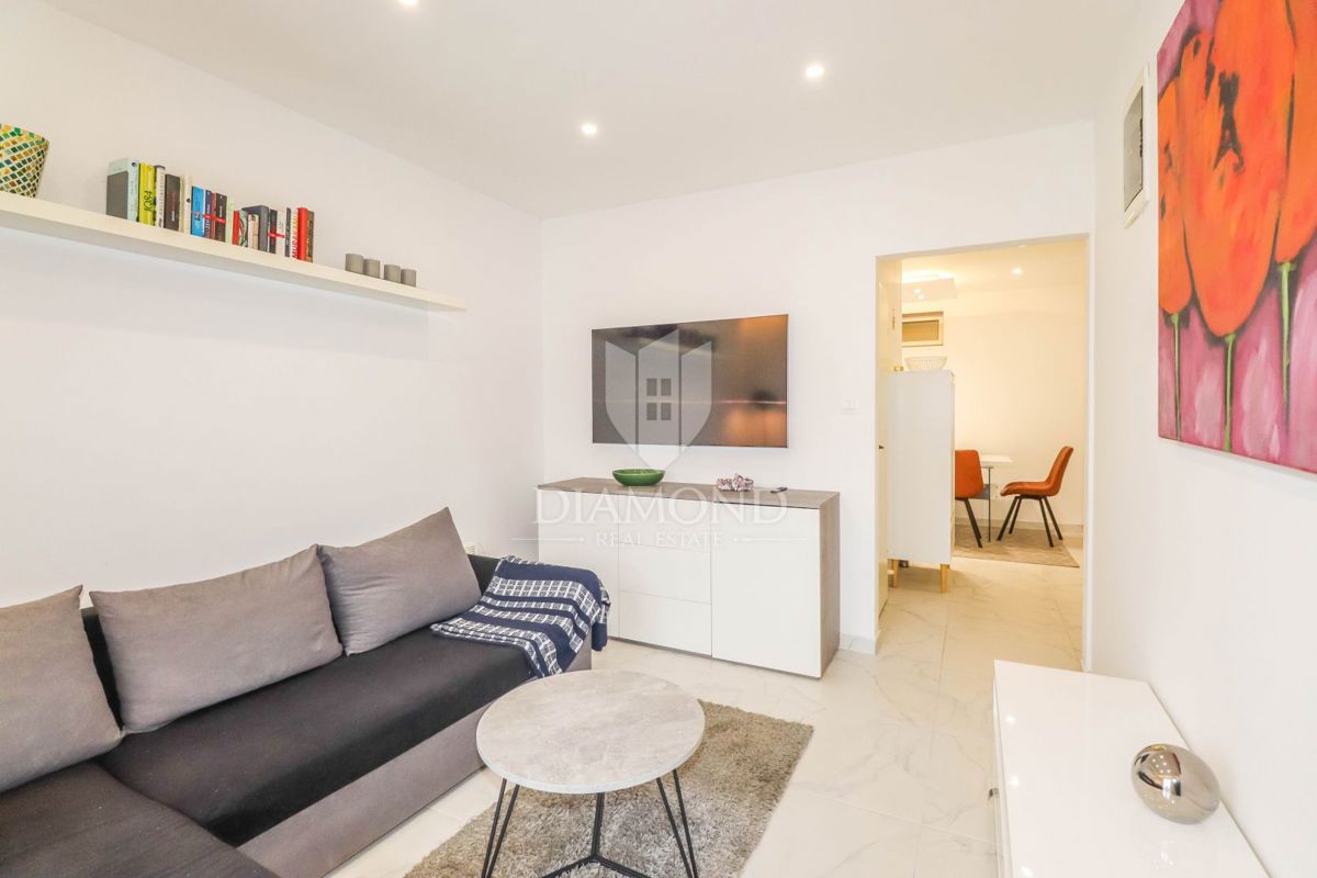 OCCASIONE! ROVIGNO! NUOVO APPARTAMENTO CON TRE BALCONI!