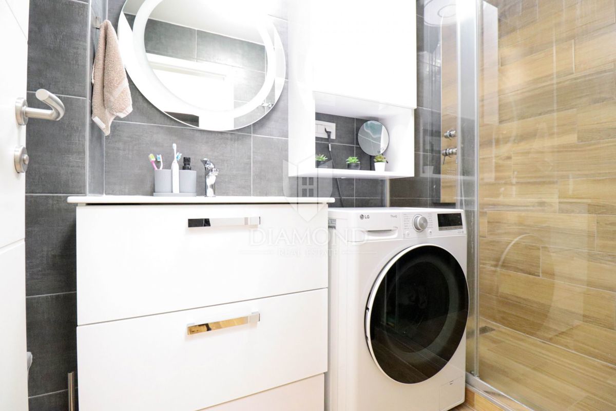 Zagabria, Voltino! Appartamento con tre camere da letto completamente ristrutturato!