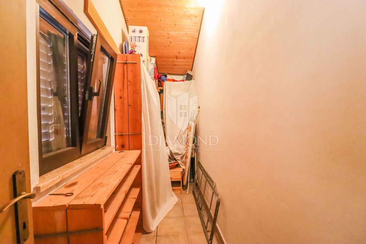 OCCASIONE! CASA, COTTAGE E TERRENO VICINO A ROVIGNO!