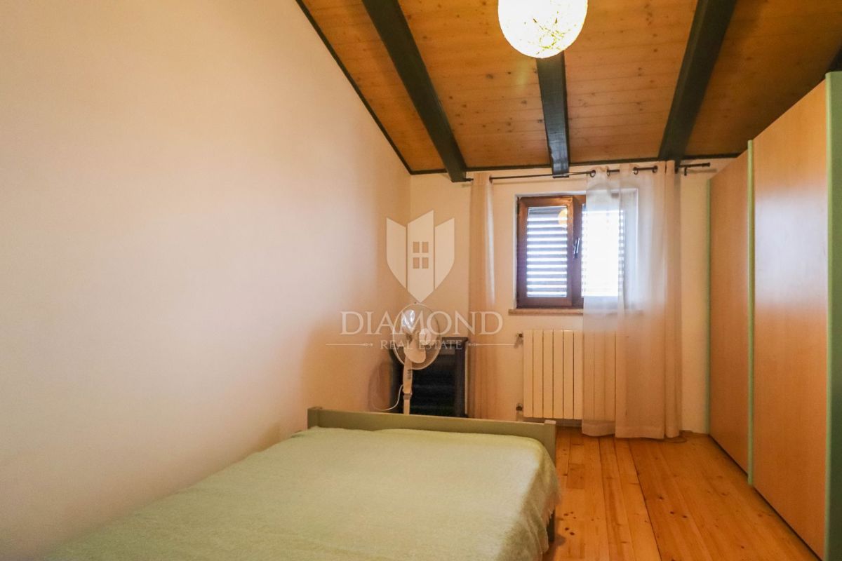 OCCASIONE! CASA, COTTAGE E TERRENO VICINO A ROVIGNO!