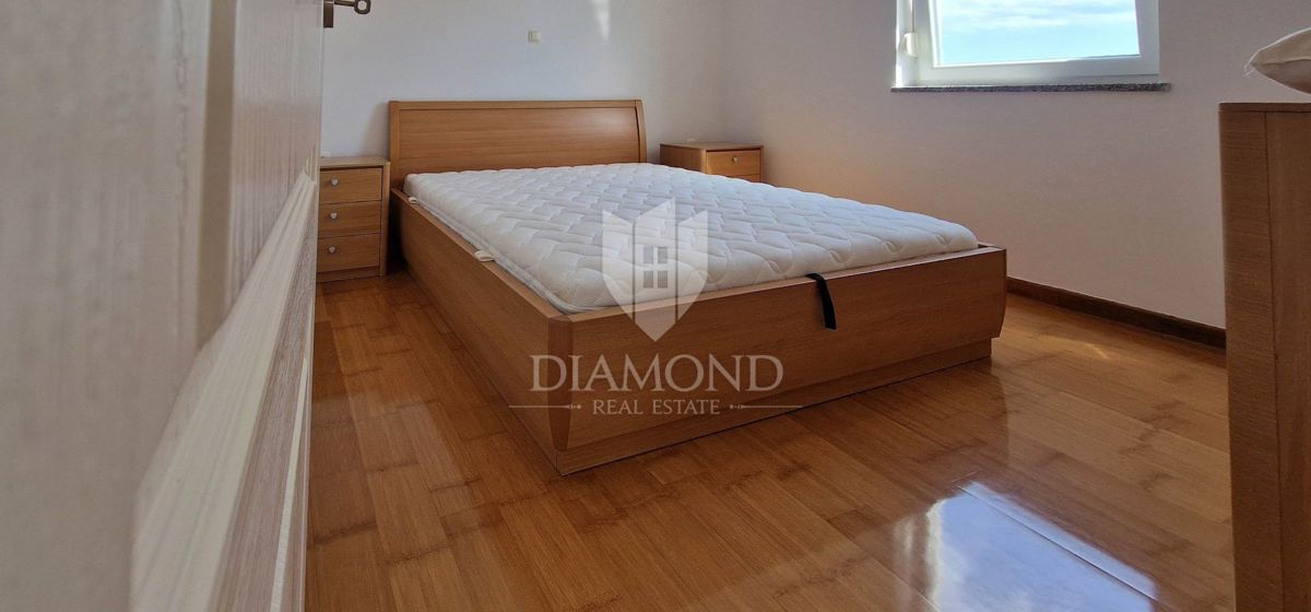 ESCLUSIVO! Cittanova, appartamento di 60 m2 con splendida vista mare!