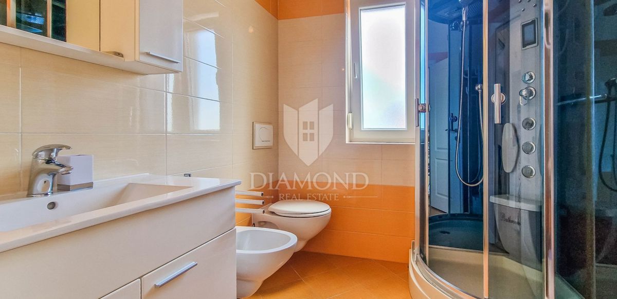 ESCLUSIVO! Cittanova, appartamento di 60 m2 con splendida vista mare!