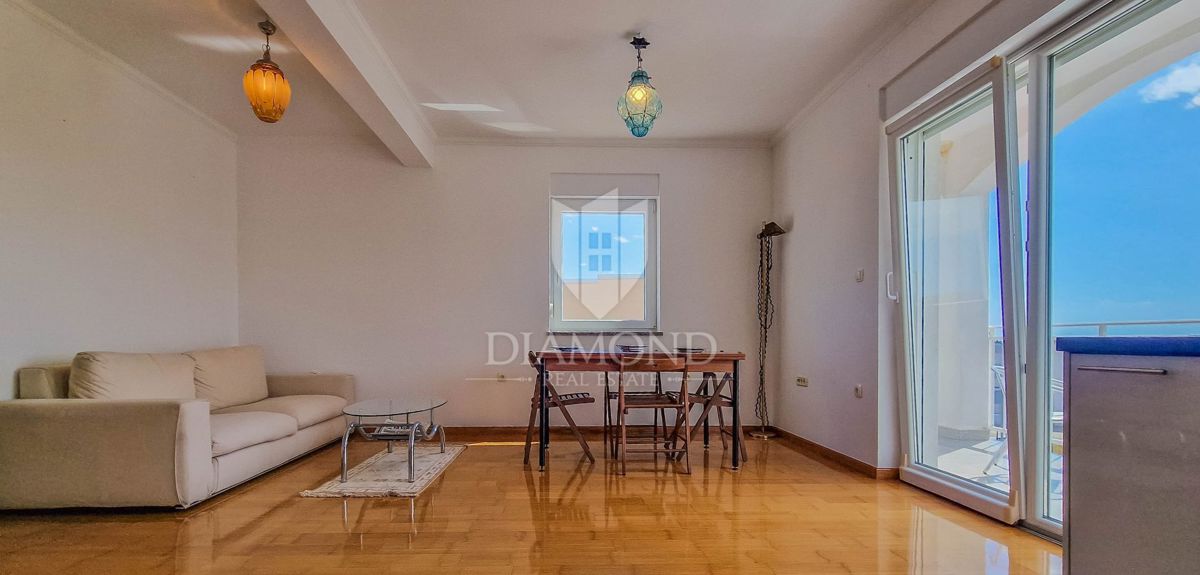 ESCLUSIVO! Cittanova, appartamento di 60 m2 con splendida vista mare!