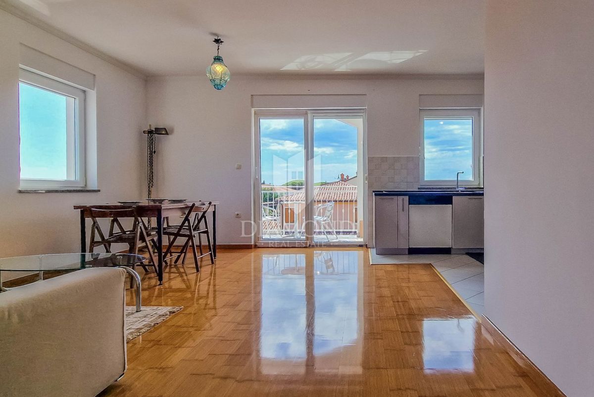 ESCLUSIVO! Cittanova, appartamento di 60 m2 con splendida vista mare!