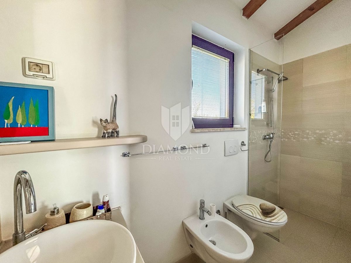 Buie, dintorni - bella casa unifamiliare su un terreno soleggiato!