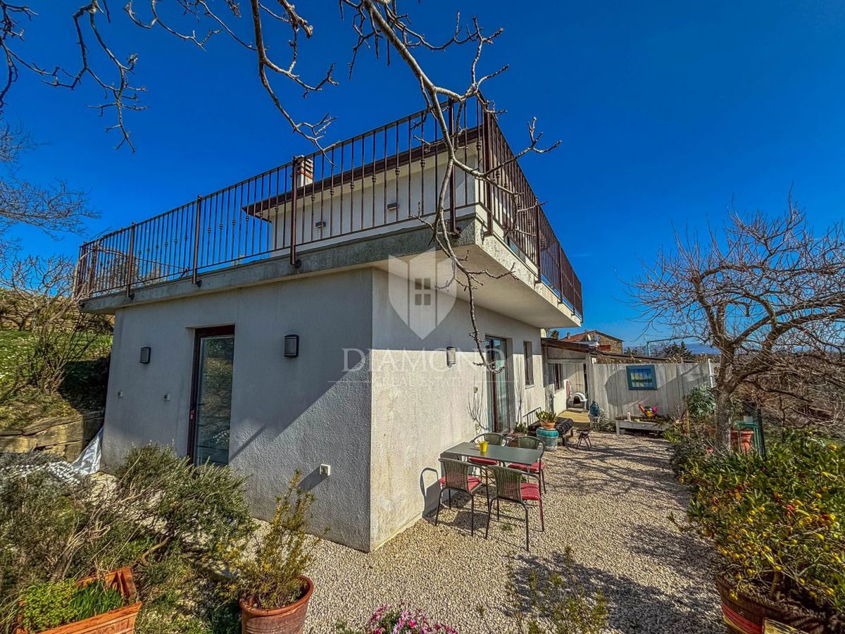 Buie, dintorni - bella casa unifamiliare su un terreno soleggiato!