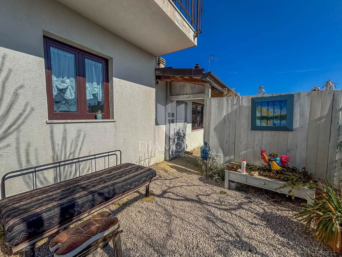 Buie, dintorni - bella casa unifamiliare su un terreno soleggiato!