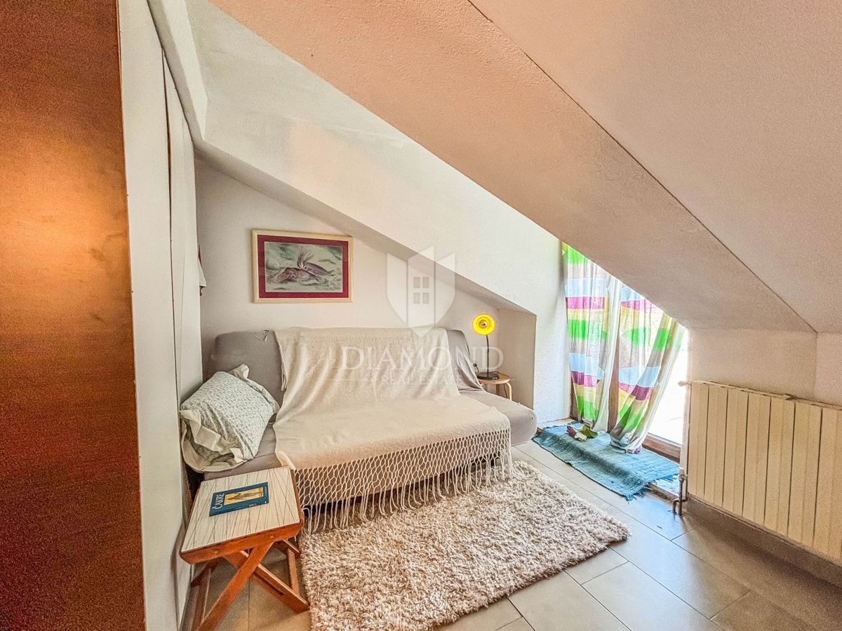 Istria, Parenzo, dintorni, casa a schiera pronta per essere abitata immediatamente!