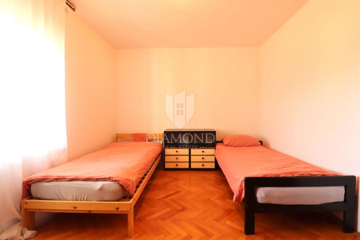 Parenzo – casa con due unità abitative e grande potenziale