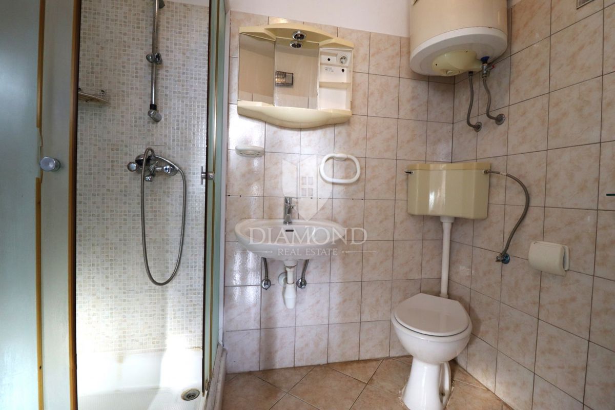 Parenzo – casa con due unità abitative e grande potenziale