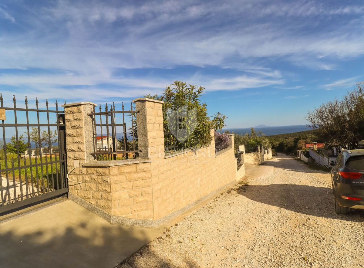 Terreno agricolo con una vista indimenticabile