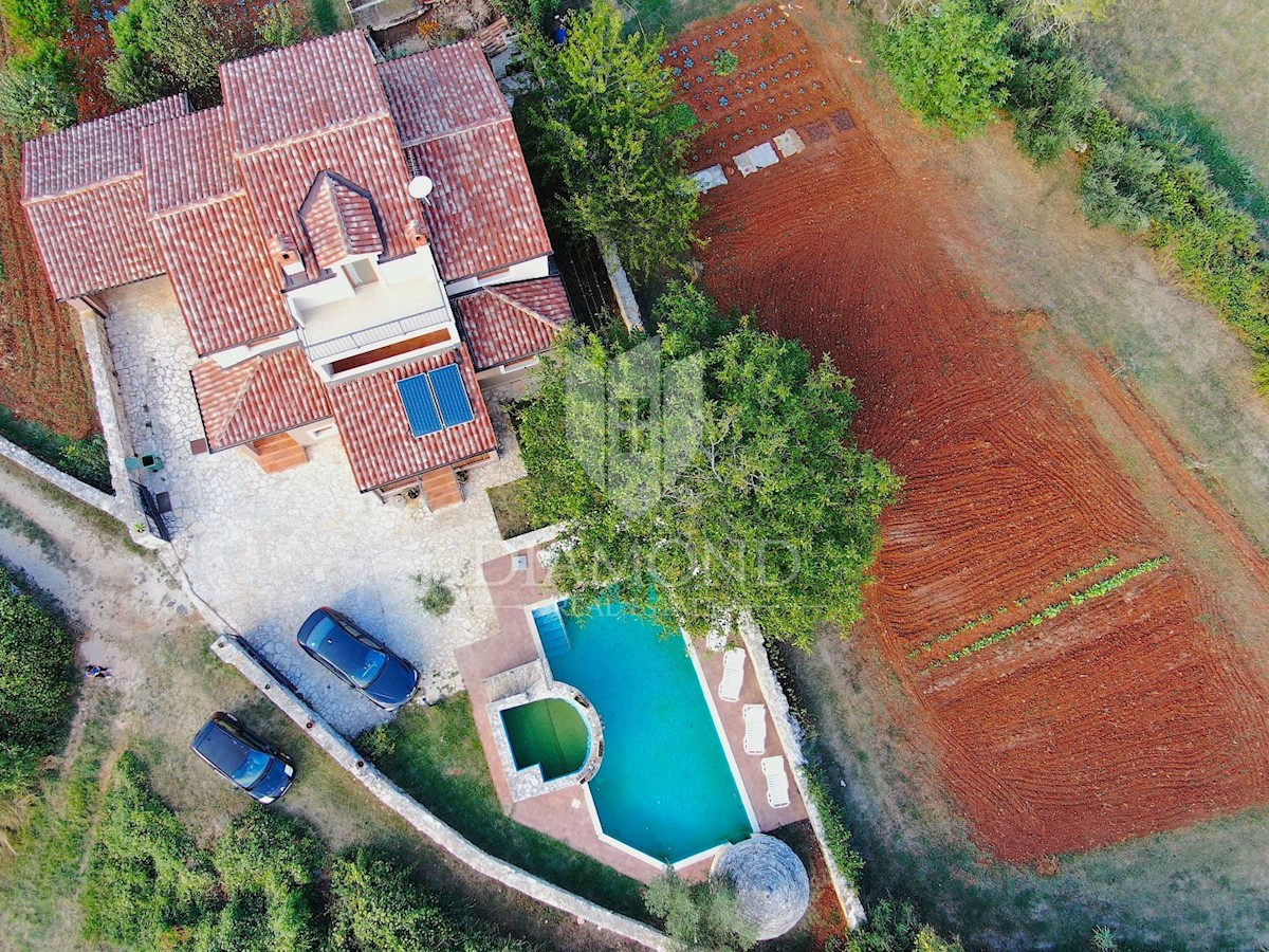 Bella villa in una splendida posizione nell'Istria centrale