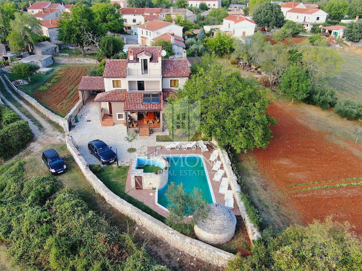 Bella villa in una splendida posizione nell'Istria centrale