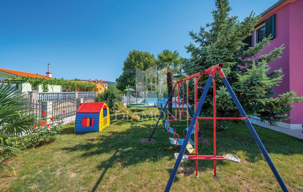 Labin, dintorni, casa vacanze con piscina