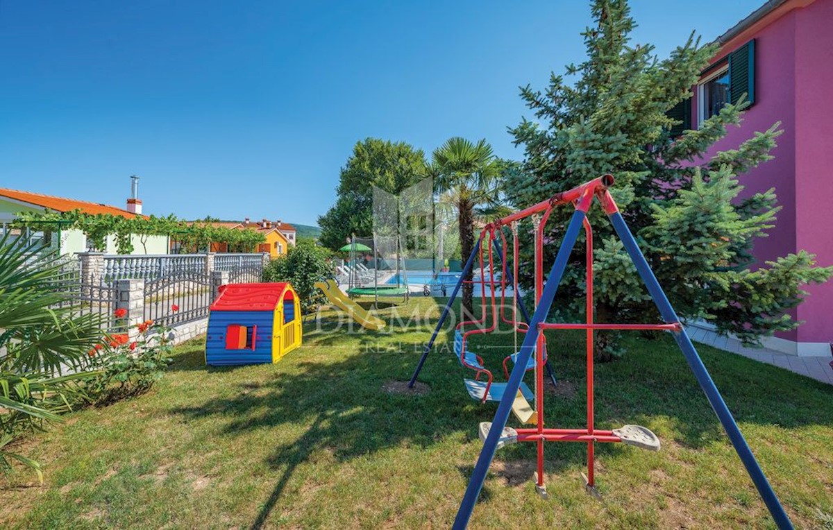 Labin, dintorni, casa vacanze con piscina