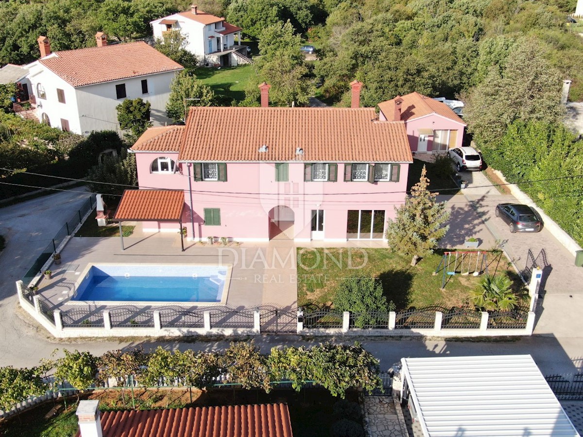 Labin, dintorni, casa vacanze con piscina