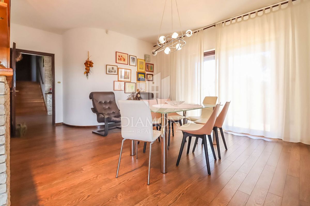 Casa Veli vrh, Pula, 340m2