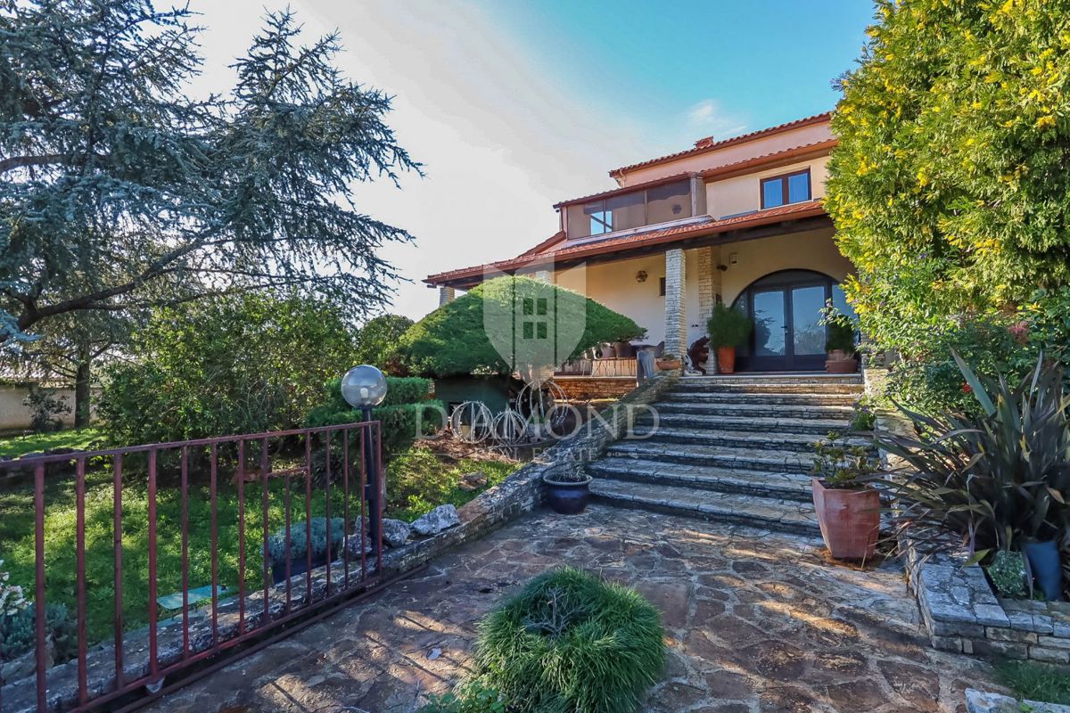 Casa Veli vrh, Pula, 340m2