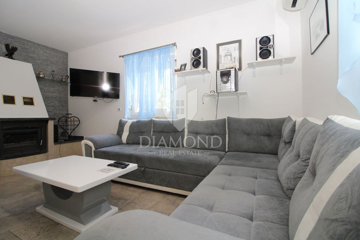 Labin, dintorni, bella casa per le vacanze in una zona isolata