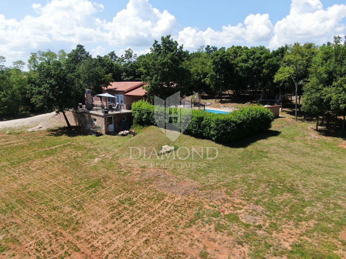 Labin, dintorni, bella casa per le vacanze in una zona isolata