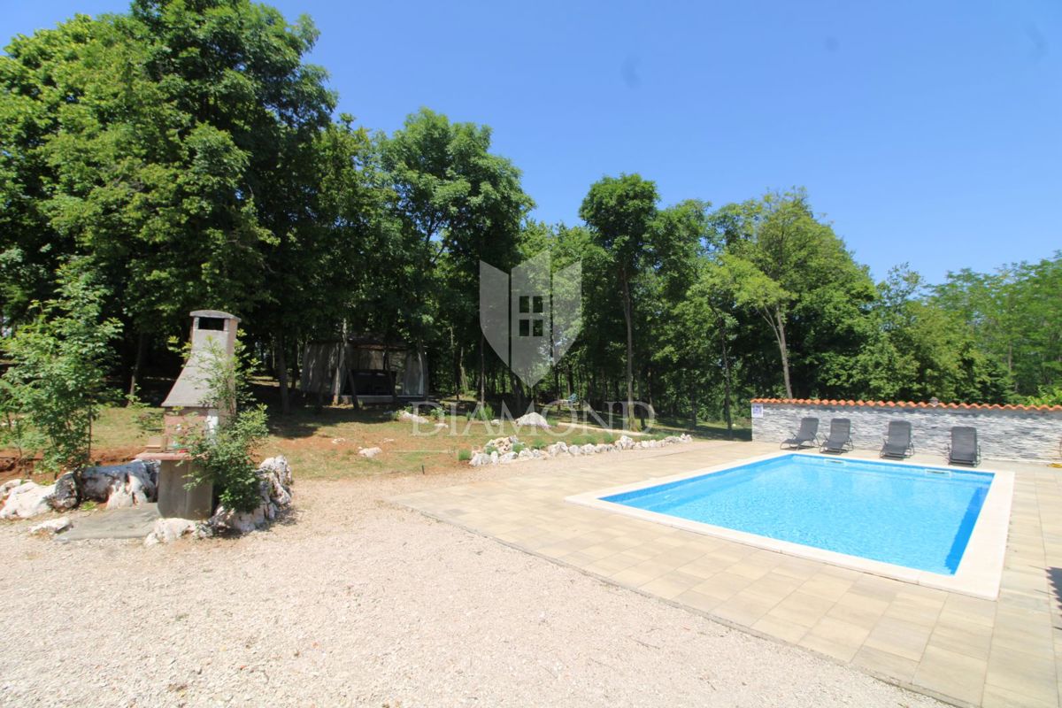 Labin, dintorni, bella casa per le vacanze in una zona isolata