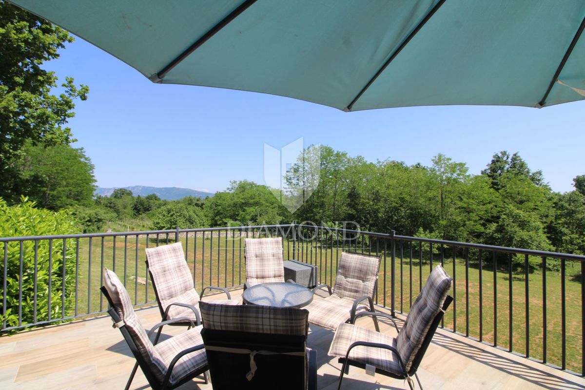 Labin, dintorni, bella casa per le vacanze in una zona isolata