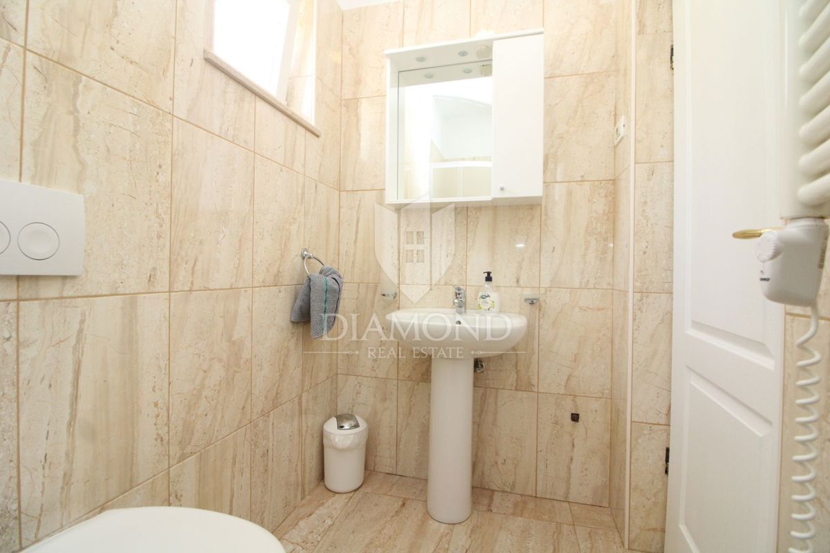 Labin, dintorni, bella casa per le vacanze in una zona isolata