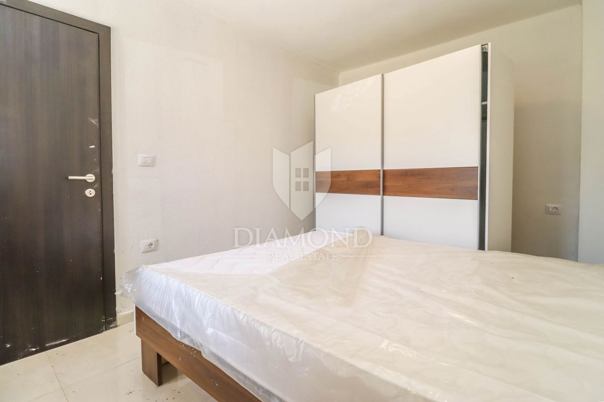 Medulin, casa completamente rinnovata con un cortile ampio