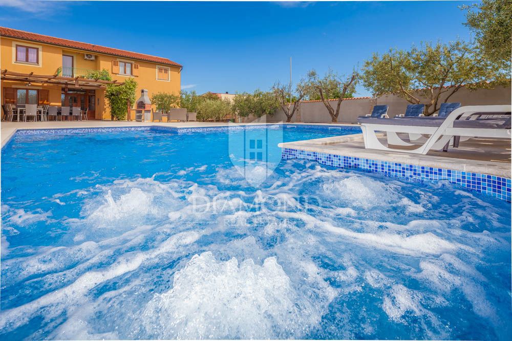 Medulin, dintorni, Casa speciale con un grande potenziale
