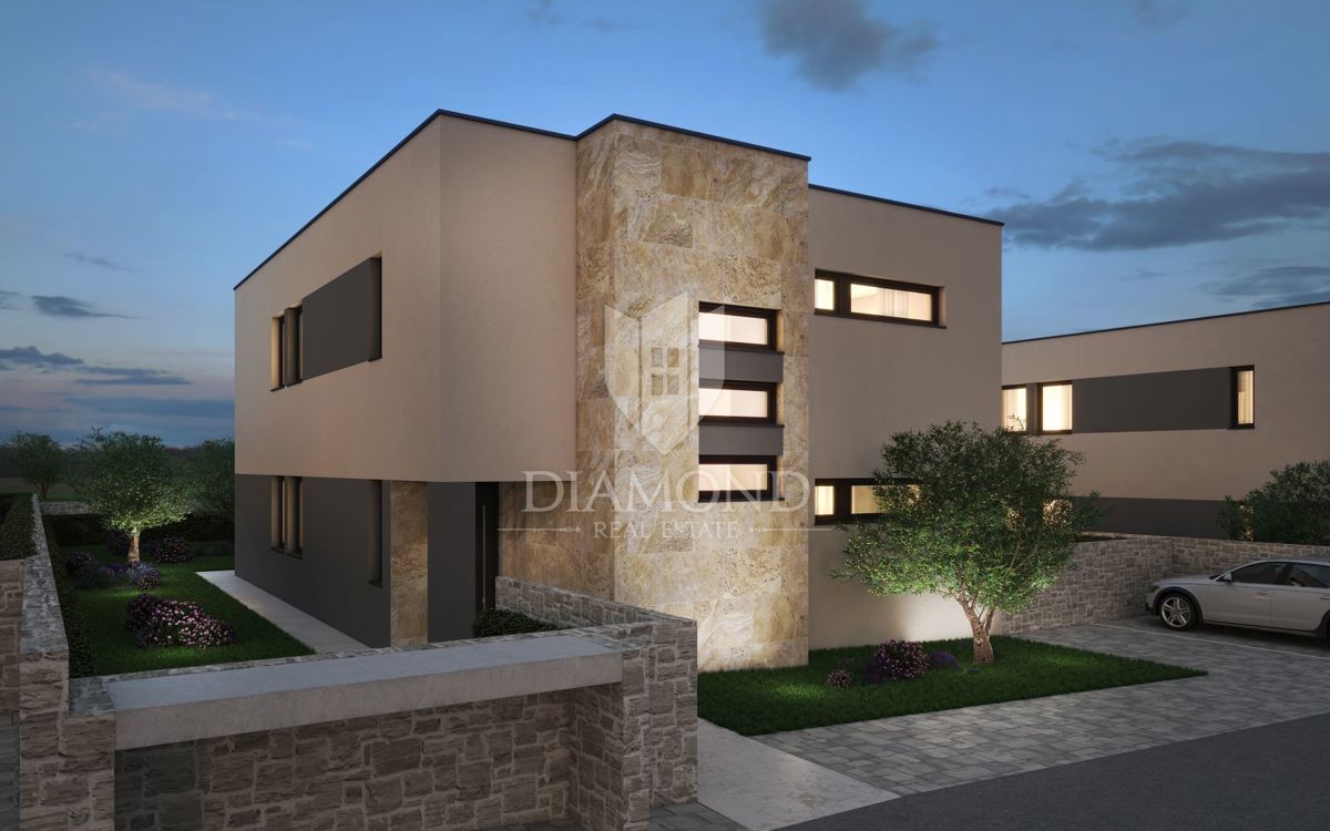 Fasana, dintorni, casa nuova con piscina