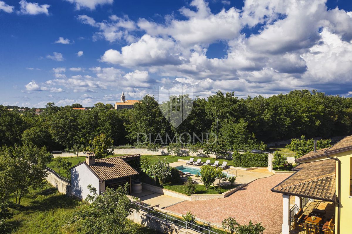 L'Istria centrale, una bella casa con tre unità abitative