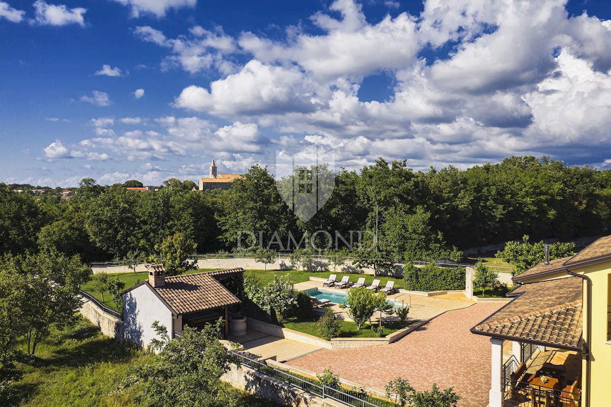 L'Istria centrale, una bella casa con tre unità abitative