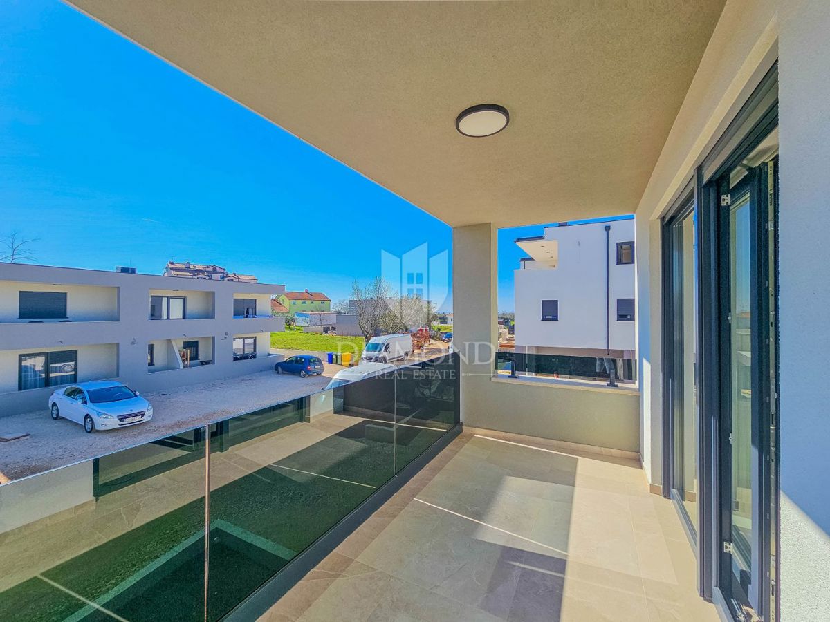 Umago, dintorni! Bellissimo appartamento in un nuovo edificio!