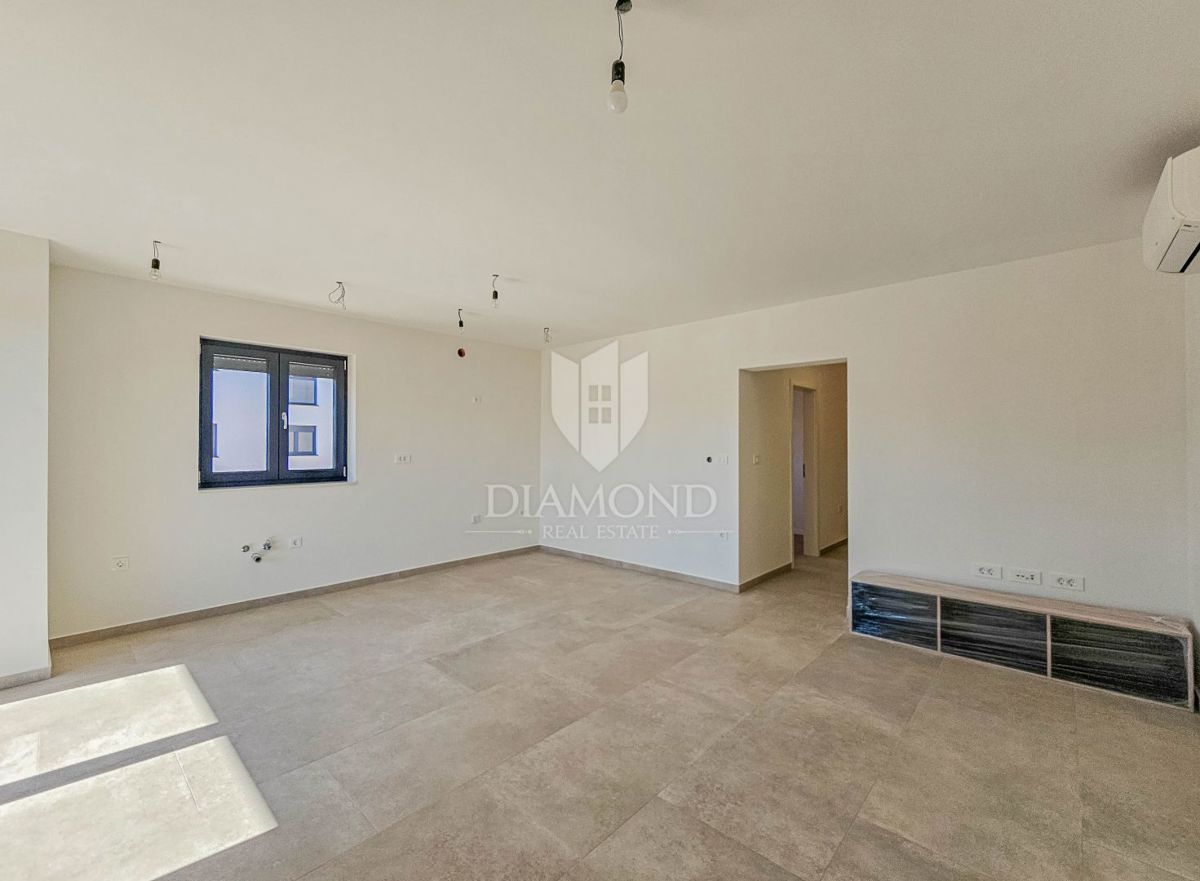 Umago, dintorni! Bellissimo appartamento in un nuovo edificio!