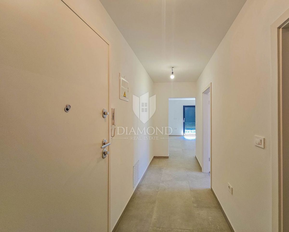 Umago, dintorni! Bellissimo appartamento in un nuovo edificio!