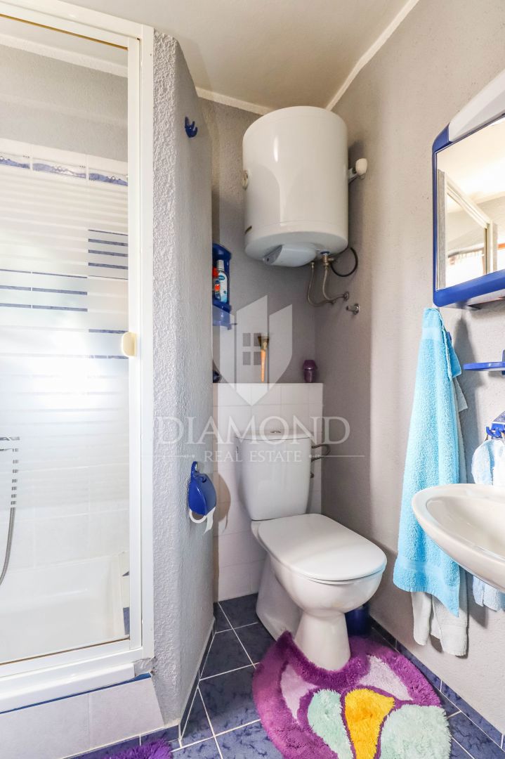 Rovigno, dintorni, affascinante casa in pietra