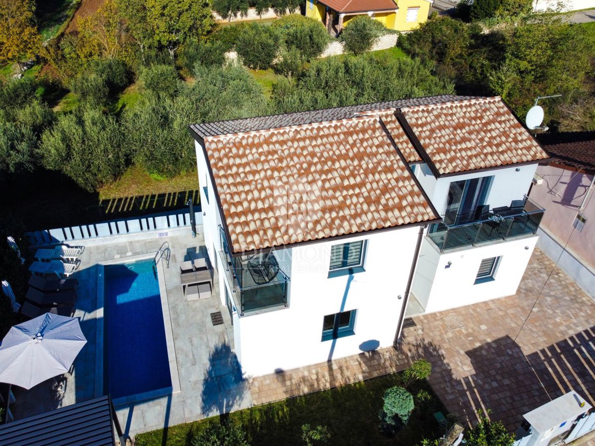 Parenzo, dintorni, bella casa moderna con piscina!