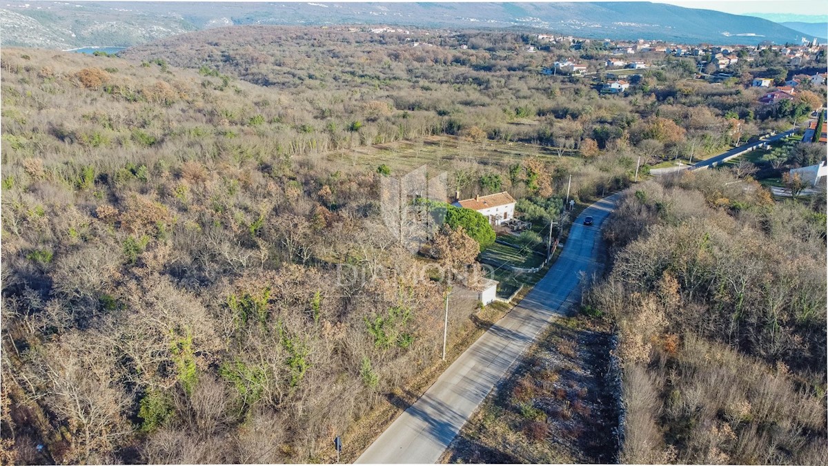 Istria, Rakalj, terreno edificabile in un quartiere tranquillo