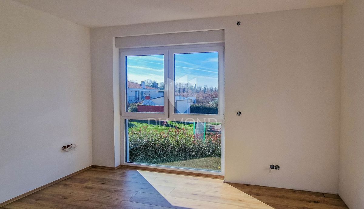 Umago, dintorni! Casa moderna attrezzata con piscina!