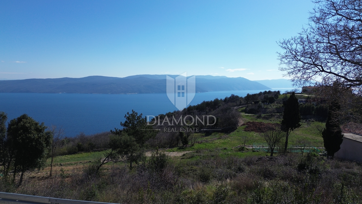 Labin, Rabac, terreno edificabile con vista mare