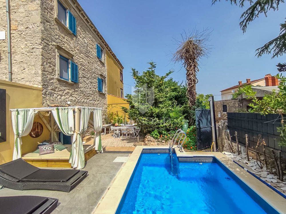 Casa istriana autoctona con piscina vicino a Pola!