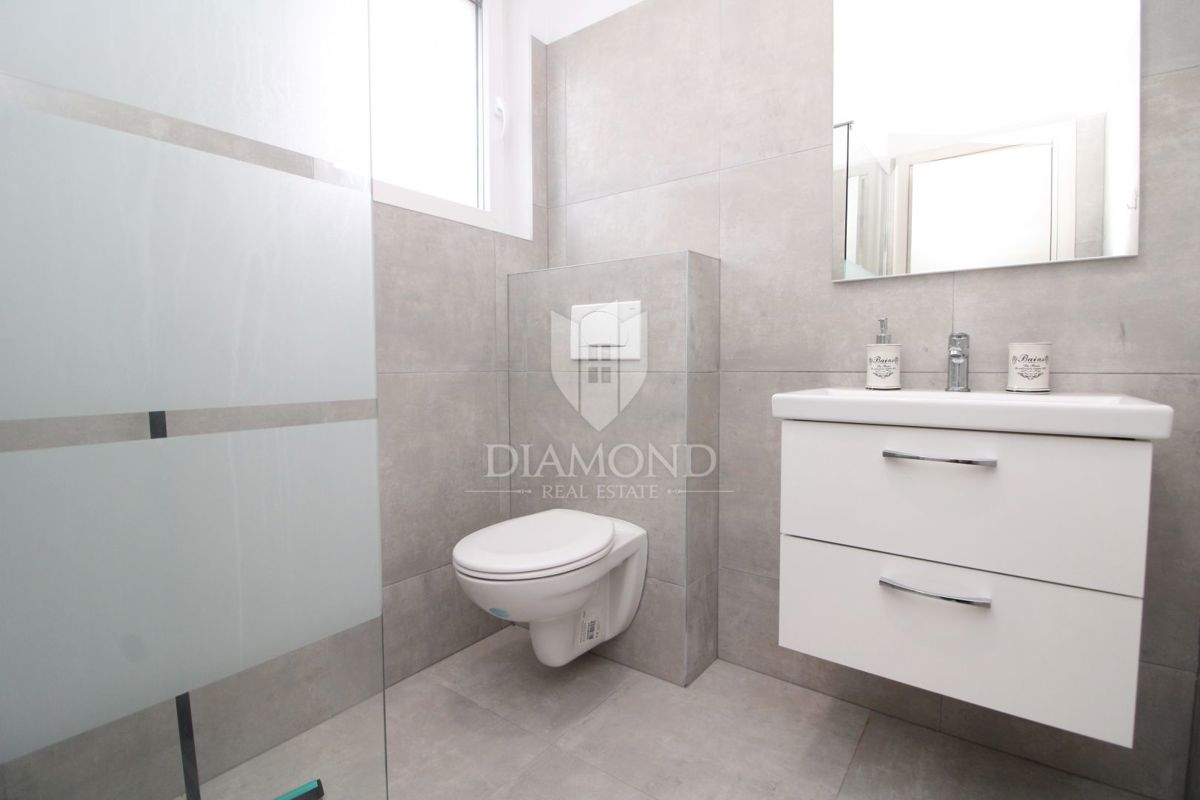 Dignano, nuova costruzione, ottima casa vacanze con piscina