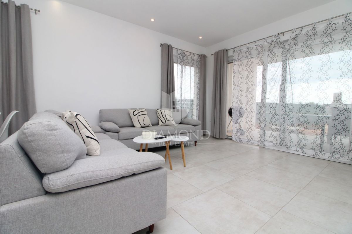 Dignano, nuova costruzione, ottima casa vacanze con piscina