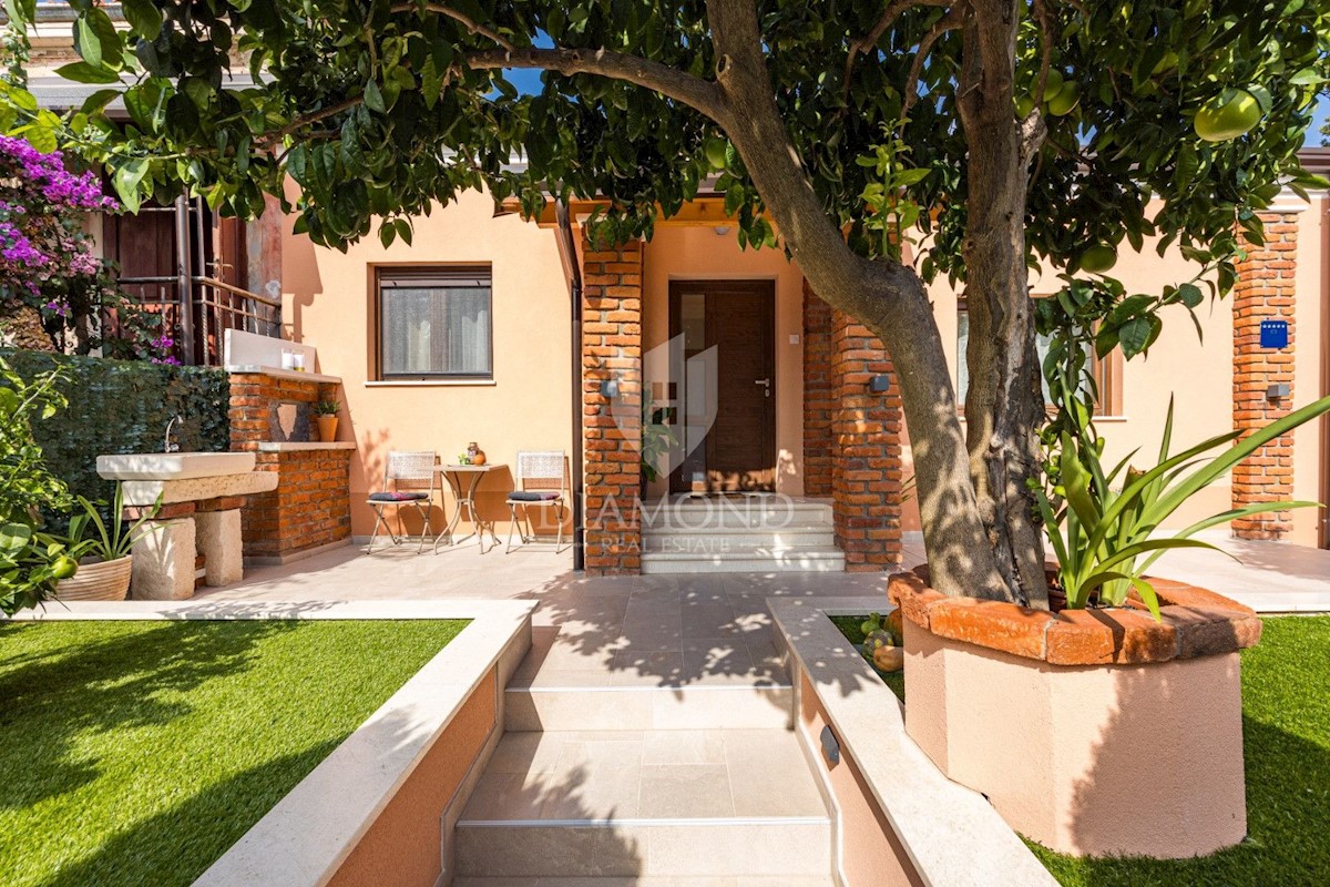 Bella casa nel centro di Rovigno con piscina