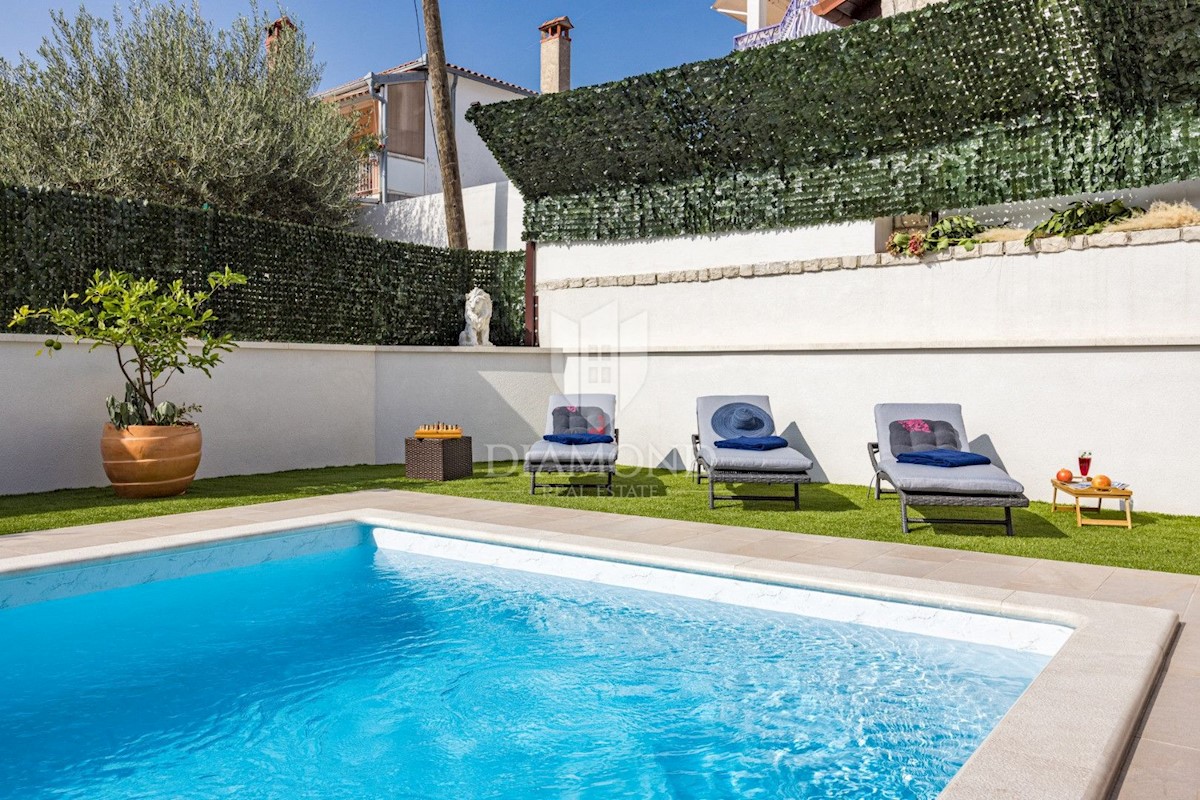 Bella casa nel centro di Rovigno con piscina