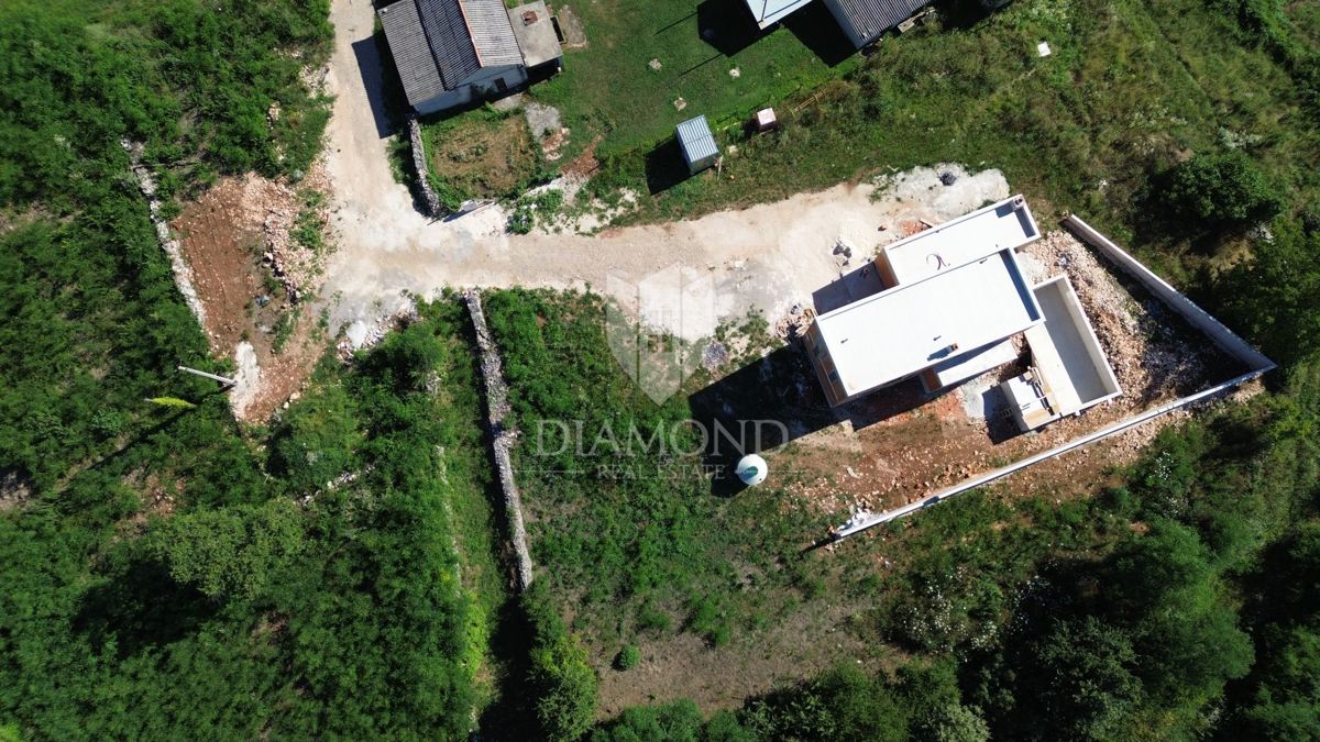 Albona, dintorni, terreno edificabile con vista panoramica