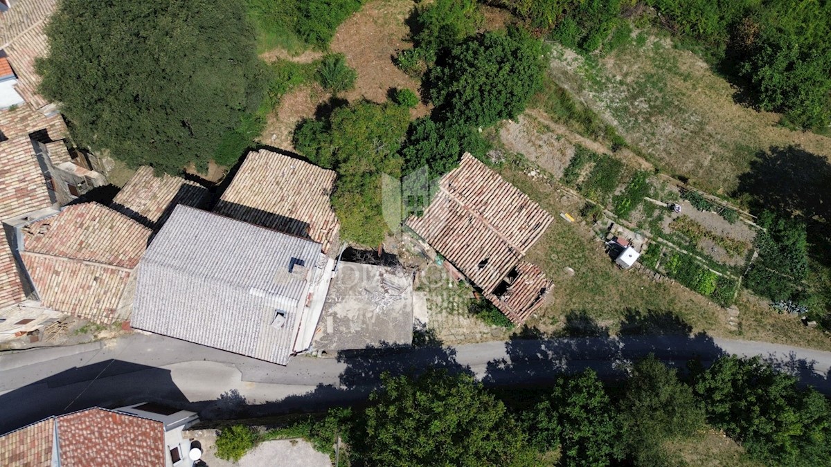 Cerovlje, casa in pietra con vista panoramica